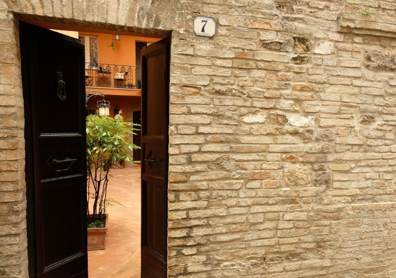 Il Cortile Segreto Panzió San Severino Marche Kültér fotó